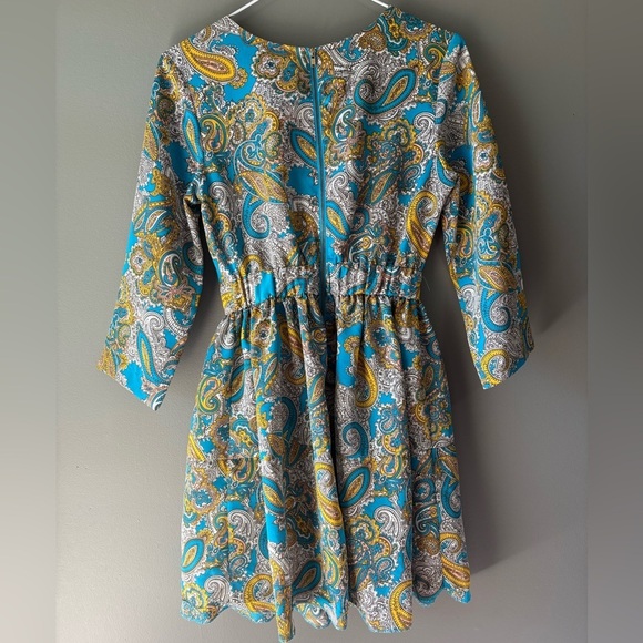 H&M size 4 Colorful Paisley Dress, 3/4 sleeve, flared skirt, zipper back, India - Picture 6 of 7